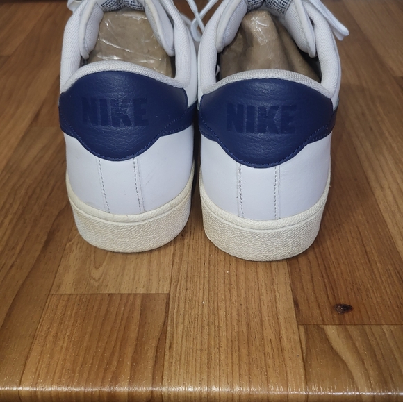 Nike Court Tennis Sneakers Mens Size 11 White And Blue - Picture 5 of 8